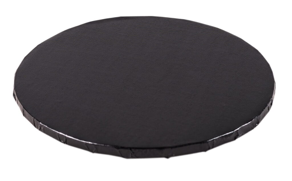 Gruby, czarny podkład pod tort