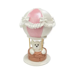 Figurka cukrowa miś w balonie róż