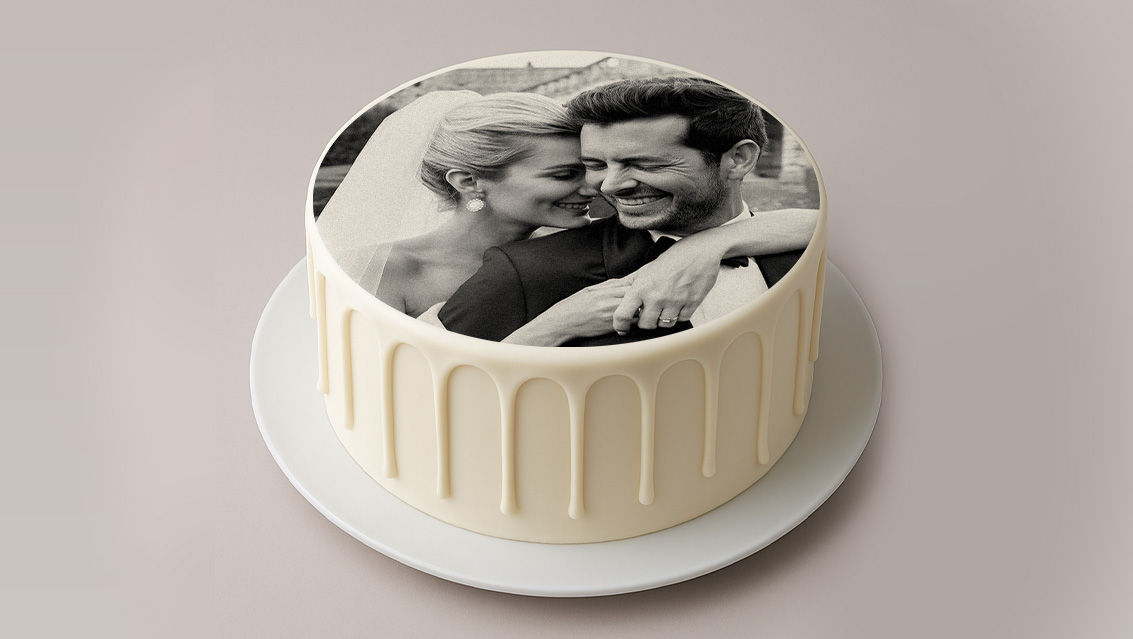 🧁 Opłatek na tort – jak zamówić i jak go użyć?